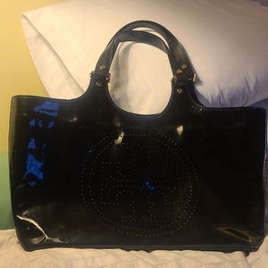 Tory Burch Patent Bombe Tote